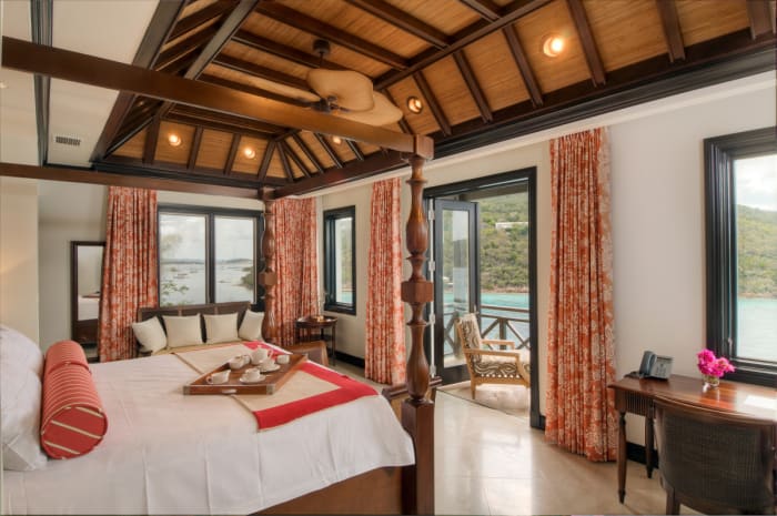 The Cliff House Bedroom